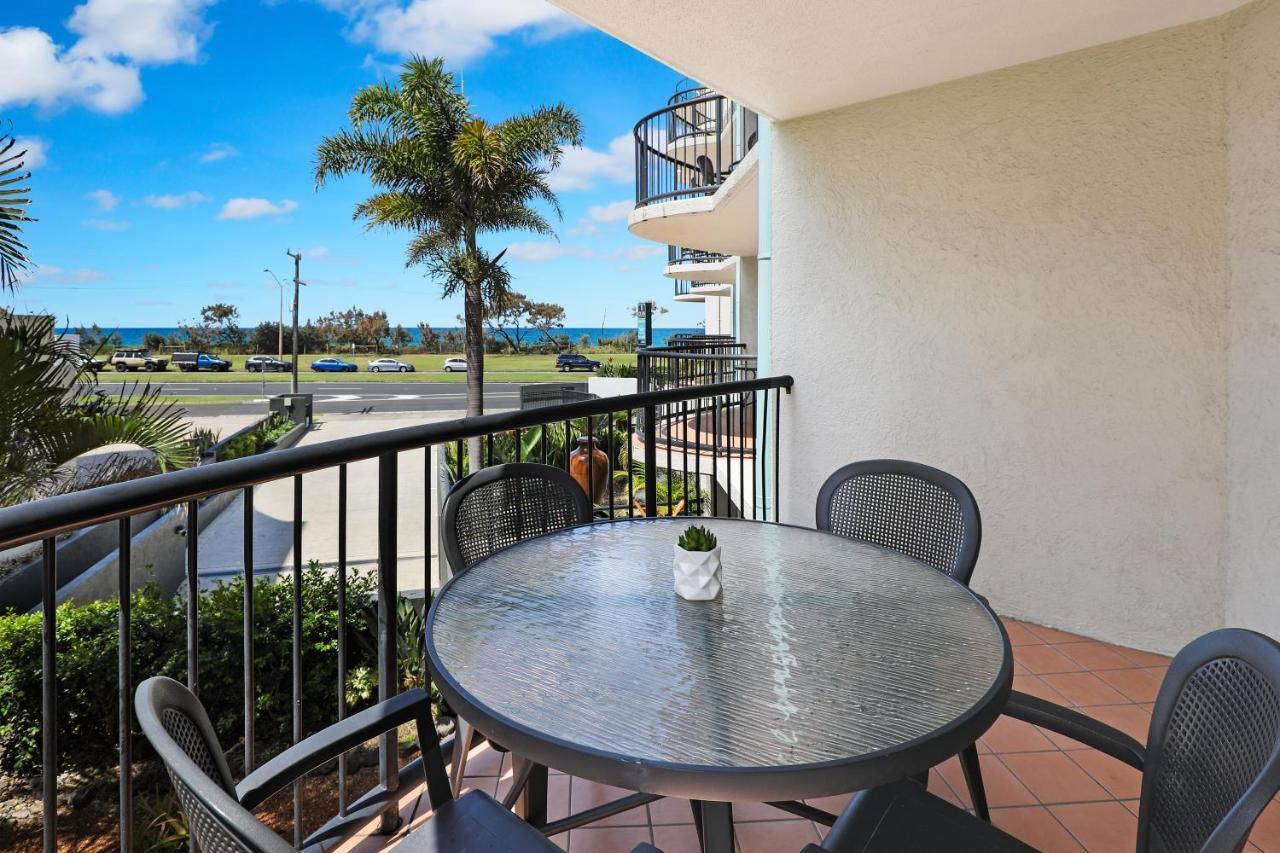 Ocean Boulevard Alexandra Headland Exterior photo
